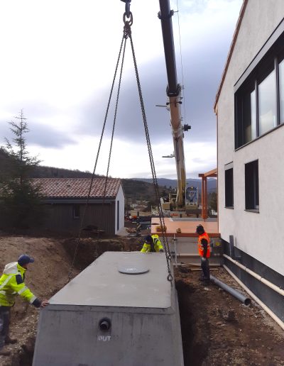 Pose d'une cuve béton 10000 litres- pour récupération des eaux de pluie