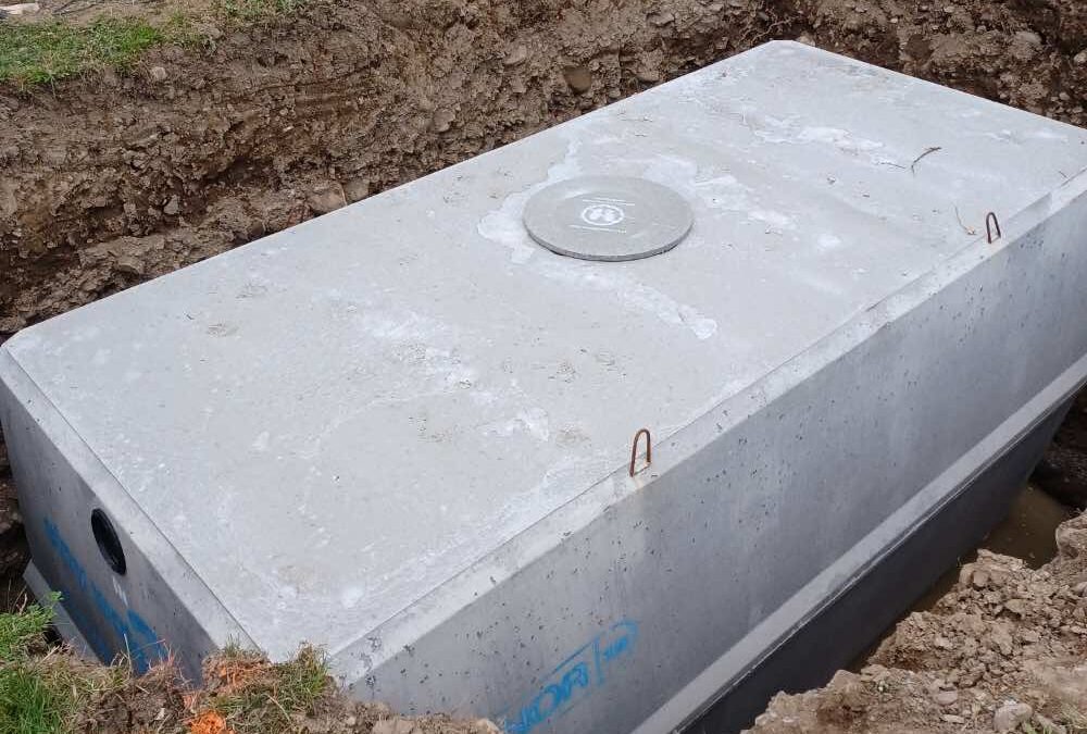 Pose d&rsquo;une cuve à eau 20 000l à La Bégude de Mazenc