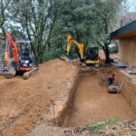 Chantier de terrassement d'une piscine à côté de Montélimar dans la Drôme